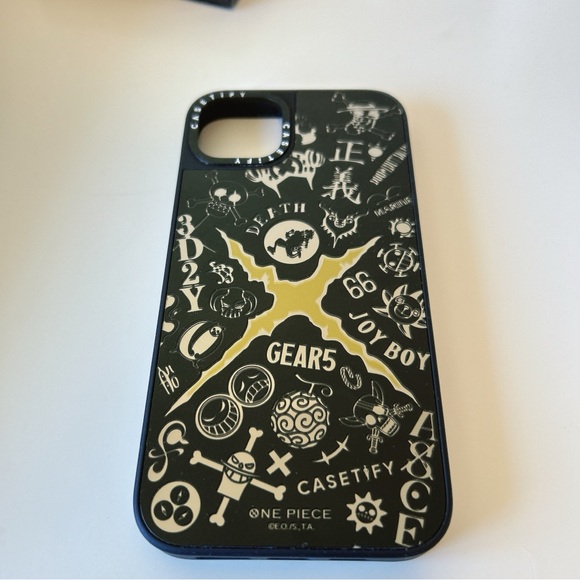 CASETIFY ONE PIECE IPhone 14 Plus Case - Picture 4 of 12